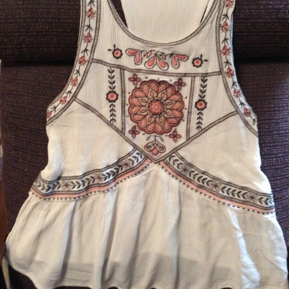 XHILARATION SLEEVELESS TOP SZ S